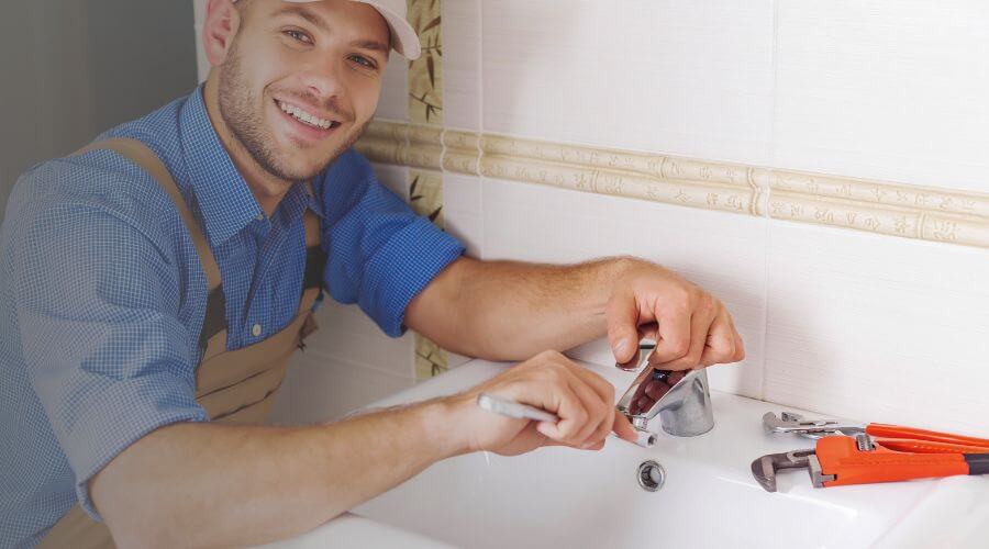 Handle or spout repair in Fairfield, IL